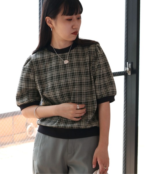 cepo(セポ)の「ダークチェックパフスリーブTee(Tシャツ/カットソー・レディース・チャコールグレー/グレー/イエロー系・M)」の3枚目の写真