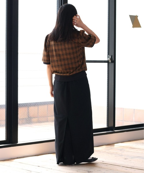 cepo(セポ)の「ダークチェックパフスリーブTee(Tシャツ/カットソー・レディース・チャコールグレー/グレー/イエロー系・M)」の4枚目の写真