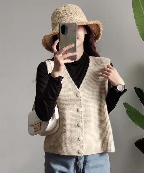 MAISON DE THERESE（メゾン ド テレーズ）の「Vネックワッフルニット