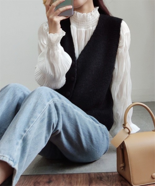 MAISON DE THERESE（メゾン ド テレーズ）の「Vネックワッフルニットベスト  ニット/セーター（ベスト・レディース・ライトブラウン/ベージュ/ブラック/アイボリー・FREE）」の13枚目の写真