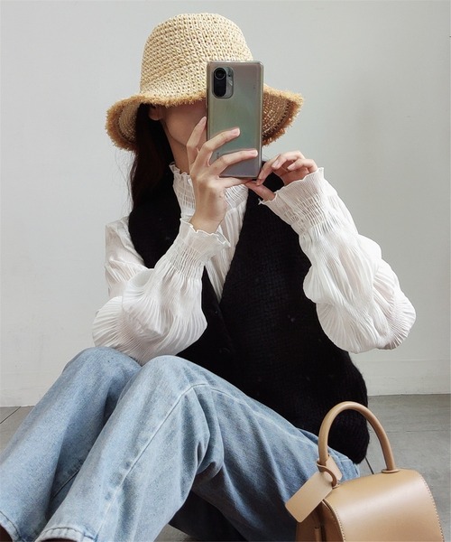 MAISON DE THERESE（メゾン ド テレーズ）の「Vネックワッフルニットベスト  ニット/セーター（ベスト・レディース・ライトブラウン/ベージュ/ブラック/アイボリー・FREE）」の14枚目の写真