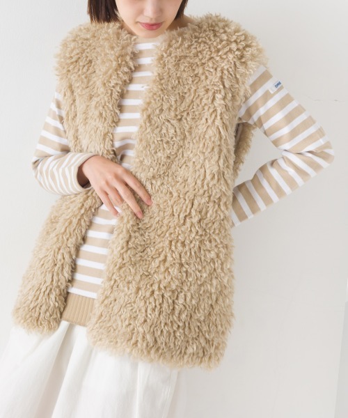 OMNES（オムネス）の「プードルミドルファーベスト（ベスト・レディース・ブラック/ベージュ/ブラウン/アイボリー・FREE）」の4枚目の写真