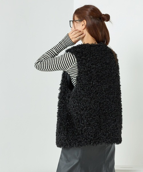 OMNES（オムネス）の「プードルミドルファーベスト（ベスト・レディース・ブラック/ベージュ/ブラウン/アイボリー・FREE）」の16枚目の写真