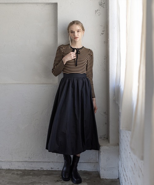 clear(クリア)の「ボーダーフロントリボンニットトップス ≪STAY MOTION≫(ニット/セーター・レディース・ブラック×ホワイト/ブラック系その他・F)」の16枚目の写真