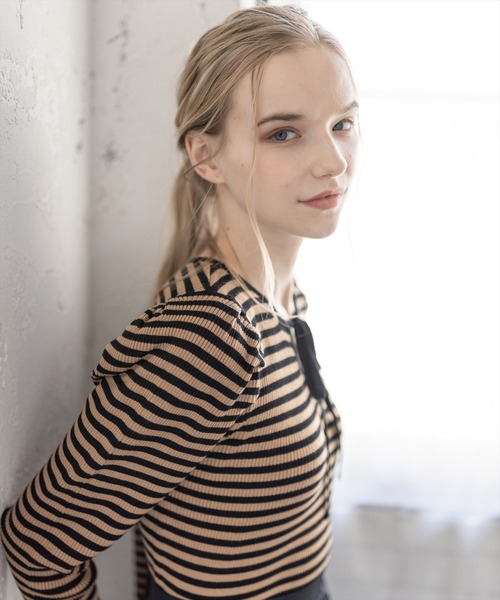 clear(クリア)の「ボーダーフロントリボンニットトップス ≪STAY MOTION≫(ニット/セーター・レディース・ブラック×ホワイト/ブラック系その他・F)」の22枚目の写真