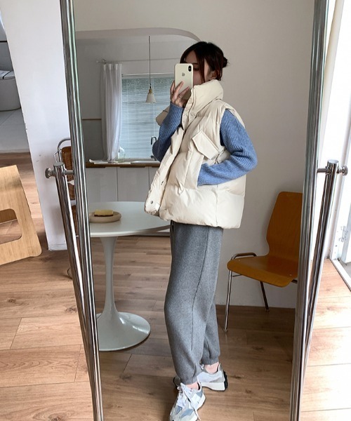 Vipoa（ヴィポア）の「ボリュームダウンベスト（ダウンベスト・レディース・アイボリー/ブラック/ライトピンク・FREE）」の8枚目の写真