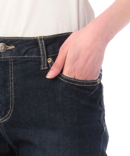 HusHusH(ハッシュアッシュ)の「クールタッチクロップドデニムパンツ(デニムパンツ・レディース・ブルー/ブルー系1・02/03/01/04)」の5枚目の写真