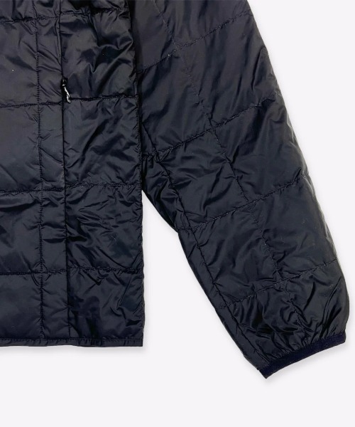 TAION(タイオン)の「【TAION】 ハイネックWジップ インナーダウンジャケット / HI NECK W-ZIP DOWN JKT(ダウンジャケット/コート・メンズ・ブラック/ベージュ/ダークブルー・2/3/4)」の4枚目の写真