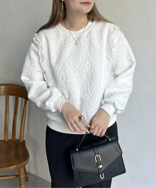 prose verse（プロズヴェール）の「花柄キルティングパールプリーツプルオーバー（スウェット・レディース・ブラック/オフホワイト・ﾌﾘ-）」の20枚目の写真