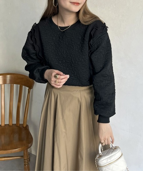 prose verse（プロズヴェール）の「花柄キルティングパールプリーツプルオーバー（スウェット・レディース・ブラック/オフホワイト・ﾌﾘ-）」の10枚目の写真