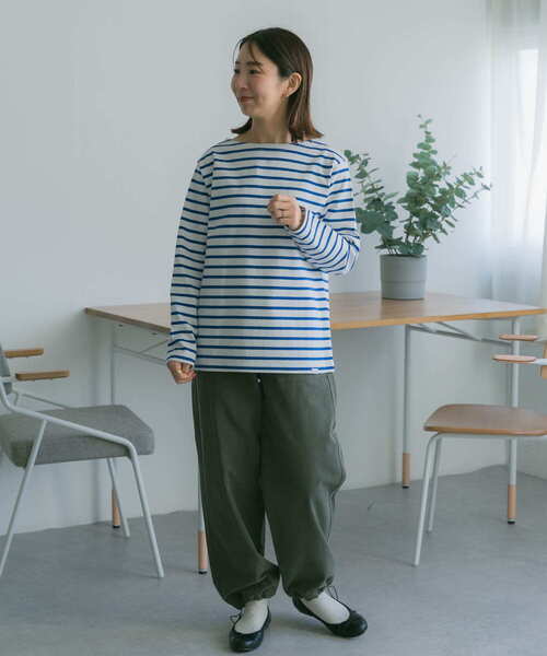 FORK&SPOON（フォークアンドスプーン）の「FORK&SPOON　ボートネックボーダー（Tシャツ/カットソー・レディース・ブルー/ホワイト系その他/ピンク/ネイビー・1/2）」の5枚目の写真