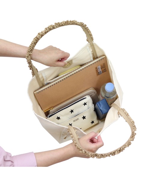 T・S・L（ティーエスエル）の「細ハンドルフリルトートバッグ（トートバッグ・レディース・チャコールグレー/グリーン/アイボリー/ピンク・FREE）」の21枚目の写真