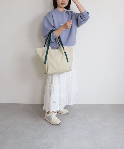 T・S・L（ティーエスエル）の「細ハンドルフリルトートバッグ（トートバッグ・レディース・チャコールグレー/グリーン/アイボリー/ピンク・FREE）」の10枚目の写真