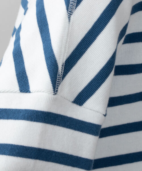 NOLLEY’S(ノーリーズ)の「フライスボーダー/ムジショルダー釦プルオーバーカットソー(Tシャツ/カットソー・レディース・ブルー系その他3/ホワイト系その他4/オフホワイト・FREE)」の8枚目の写真