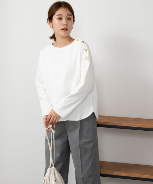 NOLLEY’S(ノーリーズ)の「フライスボーダー/ムジショルダー釦プルオーバーカットソー(Tシャツ/カットソー・レディース・ブルー系その他3/ホワイト系その他4/オフホワイト・FREE)」の15枚目の写真