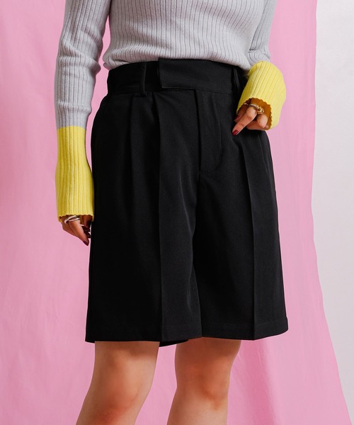bohmal(ボマール)の「タックハーフパンツ(その他パンツ・レディース・ベージュ/ブラック・FREE)」の4枚目の写真