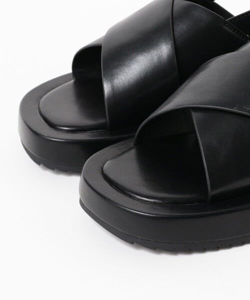 Ray BEAMS（レイビームス）の「Ray BEAMS / クロス ベルト サンダル（サンダル・レディース・オフホワイト/ブラック・36/37/38）」の14枚目の写真