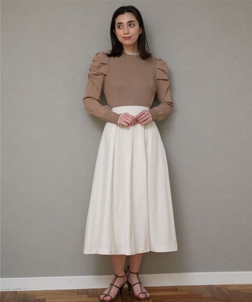 OPAQUE.CLIP(オペークドットクリップ)の「◆アシンメトリー タックフレアスカート【UVケア】(スカート・レディース・ホワイト系/ブラック/キャメル・40/38/36)」の6枚目の写真