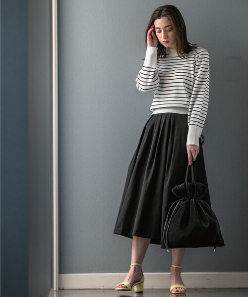 OPAQUE.CLIP(オペークドットクリップ)の「◆アシンメトリー タックフレアスカート【UVケア】(スカート・レディース・ホワイト系/ブラック/キャメル・40/38/36)」の10枚目の写真