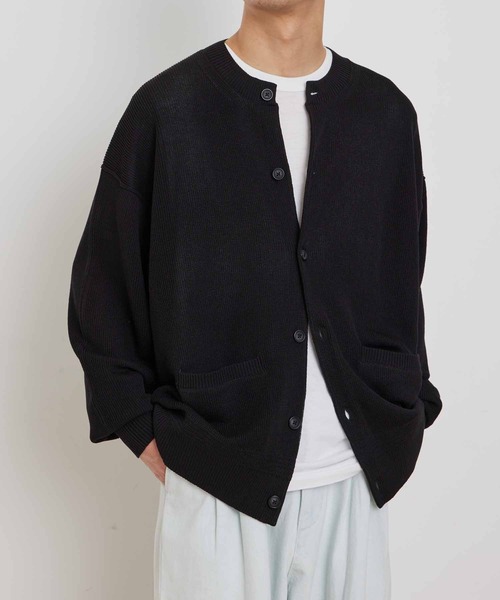 ADAM ET ROPE'(アダムエロペ)の「エクストラドライタッチ クルーネック オーバーサイズ カーディガン(カーディガン/ボレロ・メンズ・ブラック/ブラウン/グリーン系その他・M/L)」の15枚目の写真