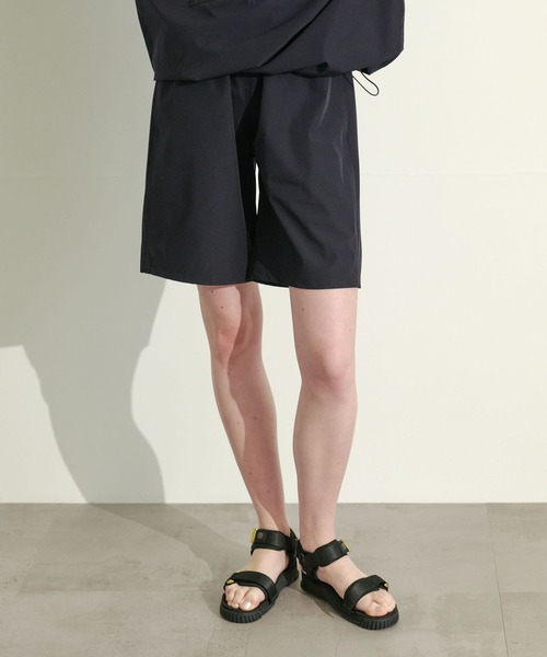 SHAKA(シャカ)の「『別注』SHAKA×URBAN RESEARCH NEOBUNGY(サンダル・レディース・ブラック/ダークブラウン・5/6)」の15枚目の写真