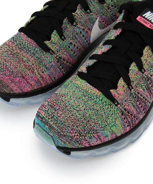 NIKE（ナイキ）の「NIKE（ナイキ） ウィメンズフライニットマックス（スニーカー・レディース・その他1/ホワイト・25cm/24.5cm/23.5cm/23cm/24cm）」の7枚目の写真