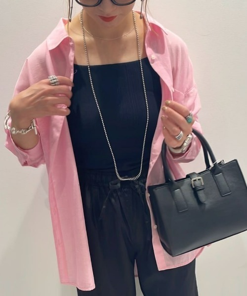 Right-on（ライトオン）の「【HONEYSUCKLE ROSE】サラサラリネン混長袖シャツ（シャツ/ブラウス・レディース・グレー/オフホワイト/ピンク/ブルー・M/L）」の4枚目の写真