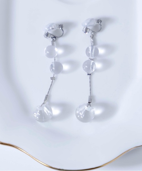 Cupid Heart(キューピッドハート)の「【Cupid Heart】結婚式アクセサリー 大粒クリアパールドロップイヤリング(イヤリング・レディース・ゴールド/シルバー・MEDIUM)」の7枚目の写真