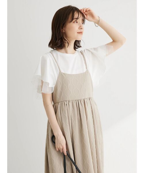 ELENCARE DUE（エレンカーレデュエ）の「・ELENCARE　DUE　フレアスリーブTシャツ（Tシャツ/カットソー・レディース・ブラック/グレイッシュベージュ/オフホワイト/レッド・FREE）」の17枚目の写真
