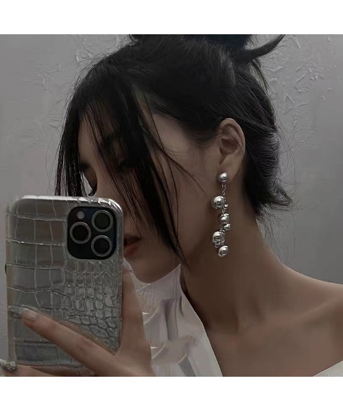 LYEON（リヨン）の「ボールチェーンピアス（ピアス（両耳用）・レディース・ゴールド/シルバー・FREE）」の10枚目の写真