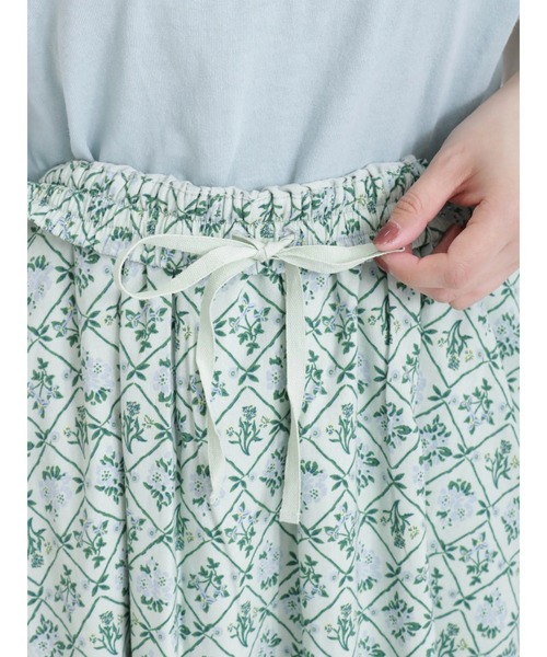 Samansa Mos2（サマンサ モスモス）の「レトロ壁紙風柄スカート（スカート・レディース・ベージュ/ミント/チャコール・ﾌﾘ-）」の21枚目の写真