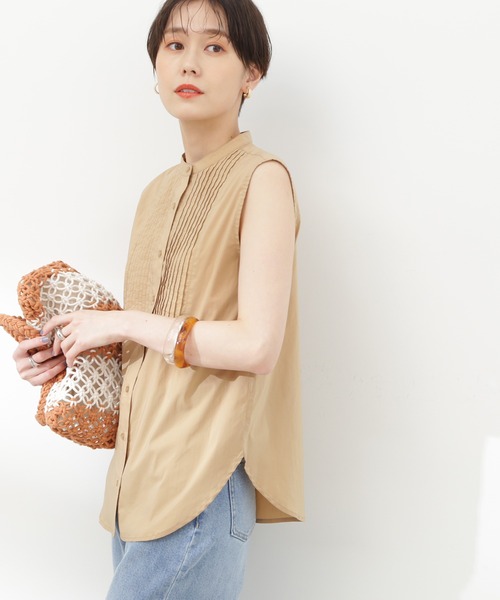 N.（N. Natural Beauty Basic）（エヌエヌナチュラルビューティーベーシック）の「◆ノースリピンタックブラウス（シャツ/ブラウス・レディース・オフホワイト/ブラック/ベージュ/ブルー・MEDIUM）」の4枚目の写真