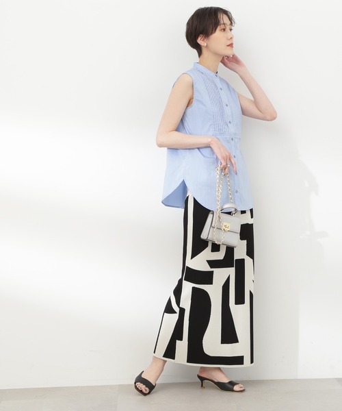 N.（N. Natural Beauty Basic）（エヌエヌナチュラルビューティーベーシック）の「◆ノースリピンタックブラウス（シャツ/ブラウス・レディース・オフホワイト/ブラック/ベージュ/ブルー・MEDIUM）」の10枚目の写真