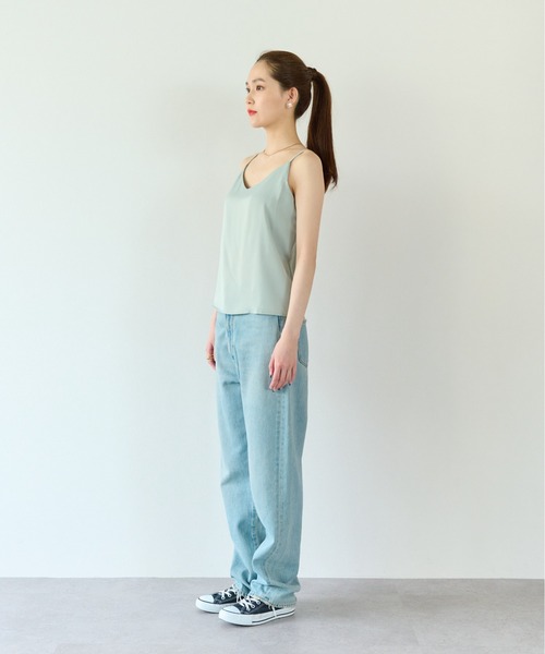 ECRIRE（エクリール）の「上品なツヤ感。ベーシックサテンキャミソール（キャミソール・レディース・ホワイト/ライトグリーン/ベージュ/ブラック/グレー・フリー）」の19枚目の写真