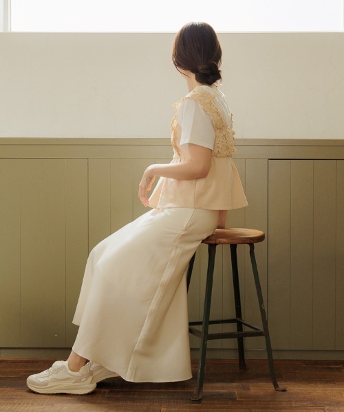 flower（フラワー）の「ブーケビスチェ（キャミソール・レディース・ベージュ/ネイビー・FREE）」の19枚目の写真