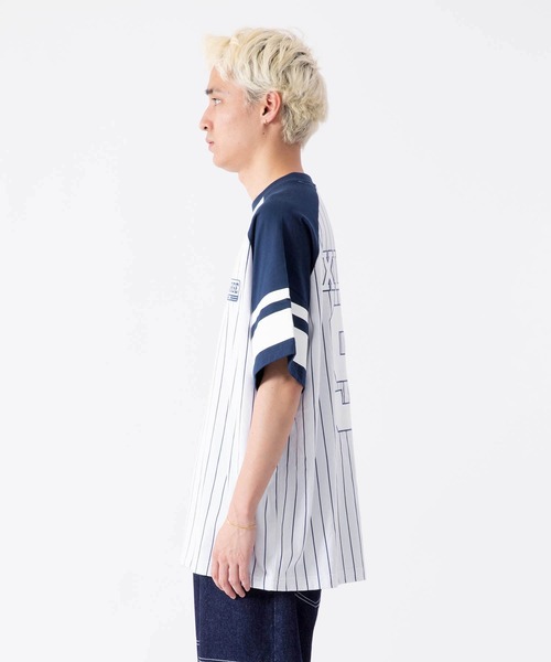 XLARGE（エクストララージ）の「STRIPED BASEBALL S/S TEE（T