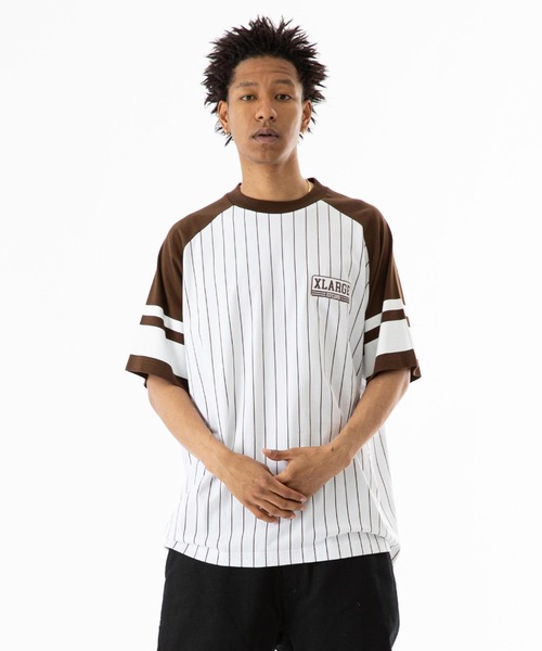 XLARGE（エクストララージ）の「STRIPED BASEBALL S/S TEE（Tシャツ/カットソー・メンズ・ネイビー/ブラウン/ブラック・M/XL/L/S）」の19枚目の写真