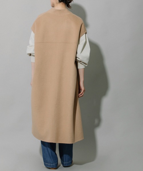 Munich（ミューニック）の「リバーシブルソーイングダブルクロスジレ