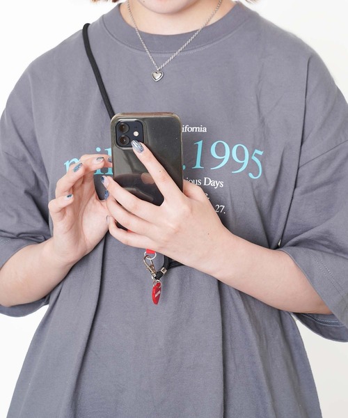 MILKFED.(ミルクフェド)の「MILKFED. PHONE STRAP(スマホグッズ・レディース・ブラック/レッド・ONE SIZE)」の14枚目の写真