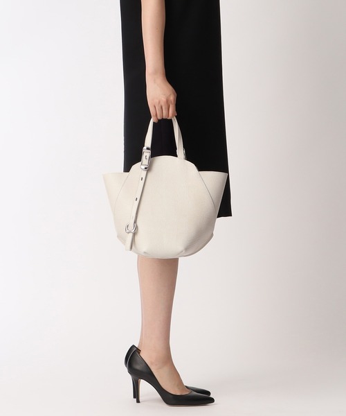 トフ＆ロードストーン ヘプタゴン ハンドバッグ レザー　M トフ＆ロードストーン ヘプタゴン ハンドバッグ レザー M