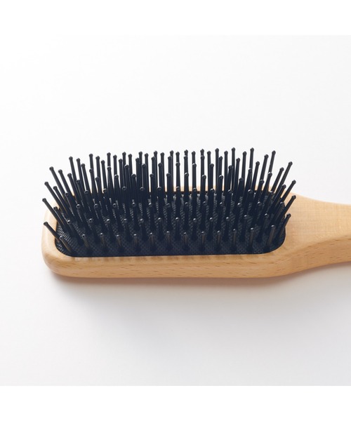 無印良品（ムジルシリョウヒン）の「ブナ材ヘアブラシ　全長約２０ｃｍ（ヘアブラシ・レディース・ナチュラル・FREE）」の4枚目の写真