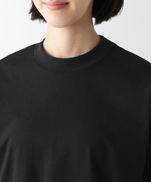 無印良品（ムジルシリョウヒン）の「天竺編みクルーネック長袖Ｔシャツ（Tシャツ/カットソー・レディース・スモーキーグリーン系/ブラック/イエロー系3/ホワイト/レンガ/ライトブルー・XS/XL/XXL/M/L/S）」の17枚目の写真