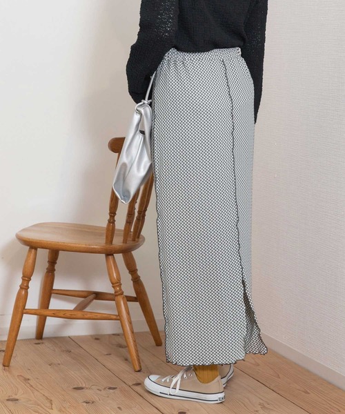 POU DOU DOU（プードゥドゥ）の「カットジャガードメロー切替えIラインスカート（スカート・レディース・スミクロ/イエロー・3）」の11枚目の写真