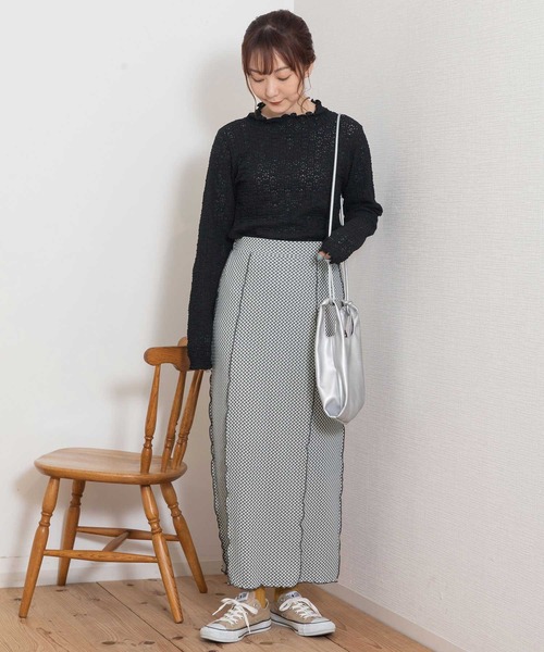 POU DOU DOU（プードゥドゥ）の「カットジャガードメロー切替えIラインスカート（スカート・レディース・スミクロ/イエロー・3）」の13枚目の写真