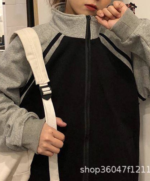 gossip!ロサンゼルス(ゴシップロサンゼルス)の「YUGA ベースボールジャケット カーディガン(スタジャン・レディース・グレー/ブラック・FREE)」の3枚目の写真
