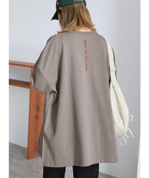 reca(レカ)の「二重織バック刺繍ロンT(Tシャツ/カットソー・レディース・オートミール/チャコール/グレイッシュベージュ/イエロー/ナチュラル・FREE)」の5枚目の写真