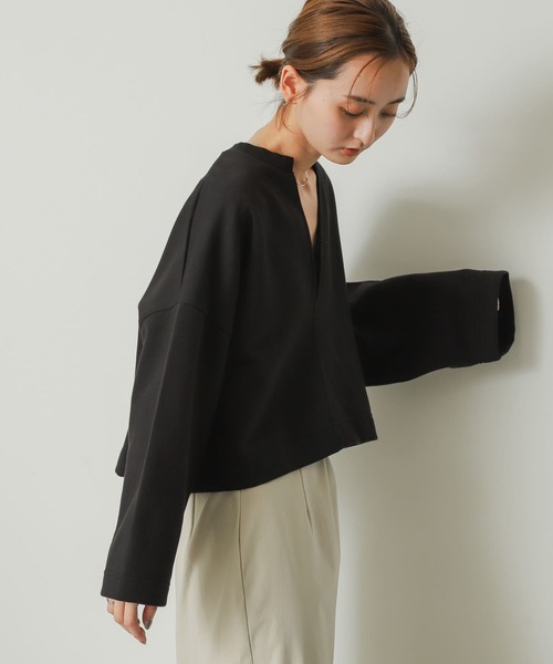 SENSE OF PLACE by URBAN RESEARCH（センスオブプレイスバイアーバンリサーチ）の「Vネッククロップドトップ（Tシャツ/カットソー・レディース・ブラック/パープル/アイボリー・ONE）」の16枚目の写真