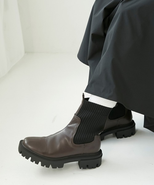 Chaco closet（チャコ クローゼット）の「タンクソールソックスブーツ（ブーツ・レディース・オリーブ/ブラック/ブラウン・M/L/S）」の17枚目の写真