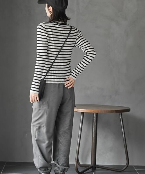 rps（アールピーエス）の「ハイネックリブニットプルオーバー（ニット/セーター・レディース・ベージュ系その他/ダークグリーン/アイボリー/グレイッシュブルー/ピンク/ブラック/杢グレー/ブラック系その他2/ホワイト系その他4・M/L）」の10枚目の写真