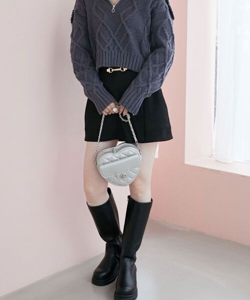 MAJESTIC LEGON(マジェスティックレゴン)の「ハートキルティングバッグ(ショルダーバッグ・レディース・ブラック/シルバー/レッド・FREE)」の10枚目の写真